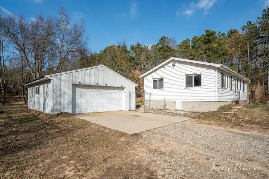 3501 15 Mile Road Ne, Cedar Springs, MI 49319 - #2
