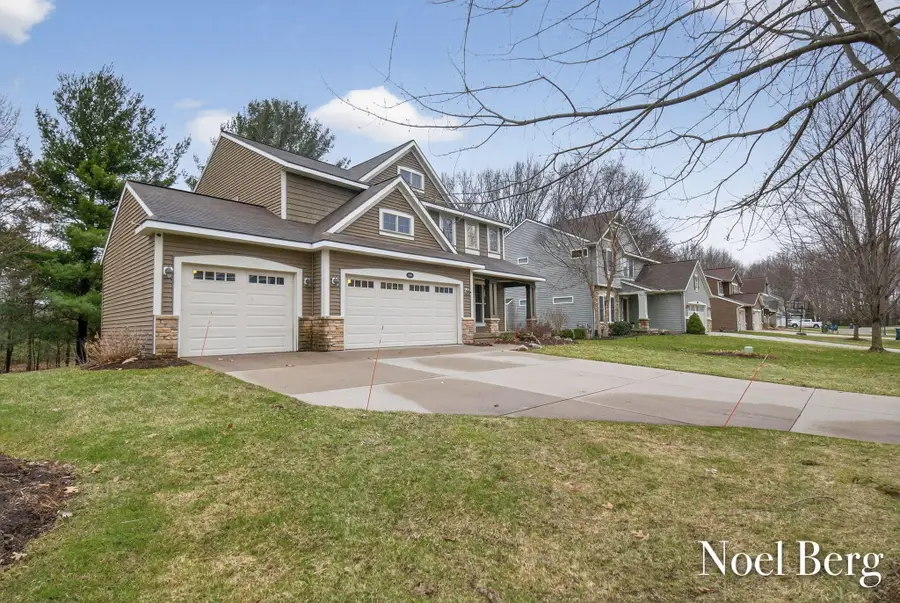 16861 Birchview Drive, Nunica, MI 49448 - #3