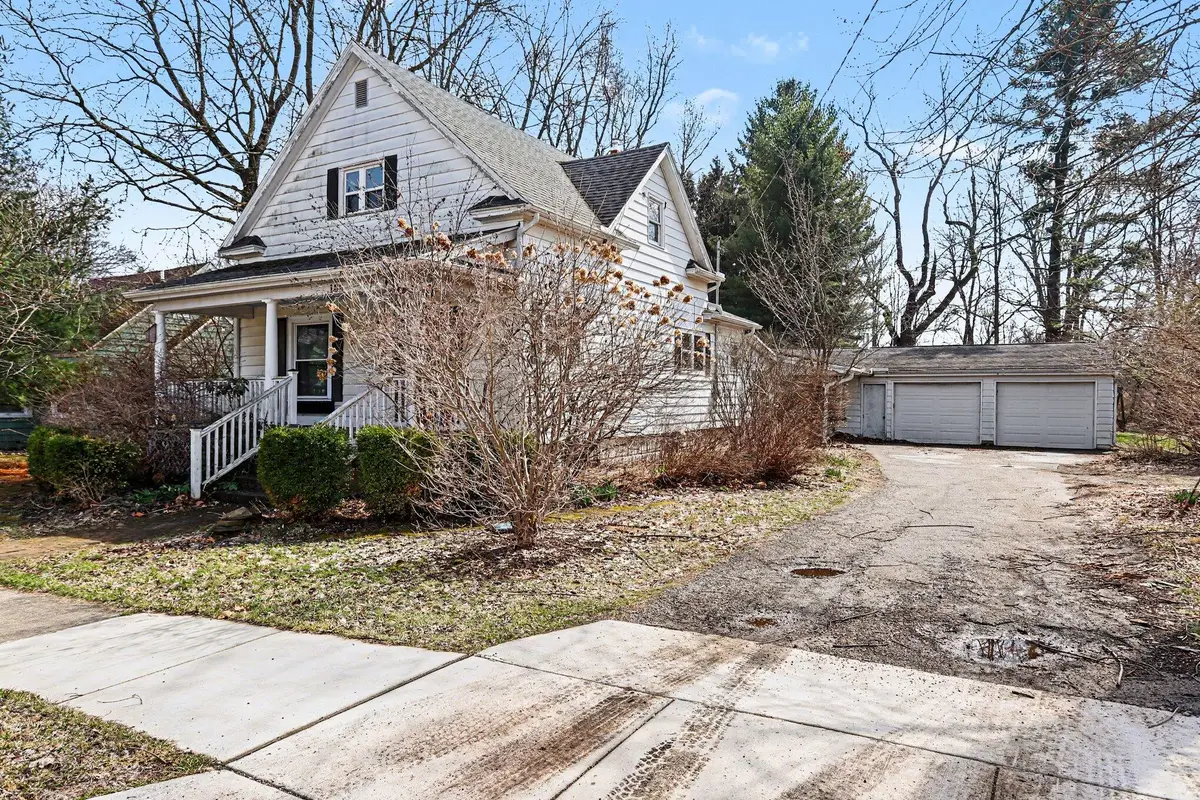 100 Westwood Street, Hillsdale, MI 49242 - #1