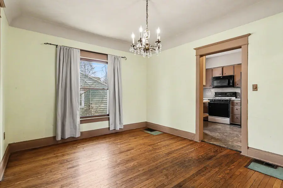 100 Westwood Street, Hillsdale, MI 49242 - #3