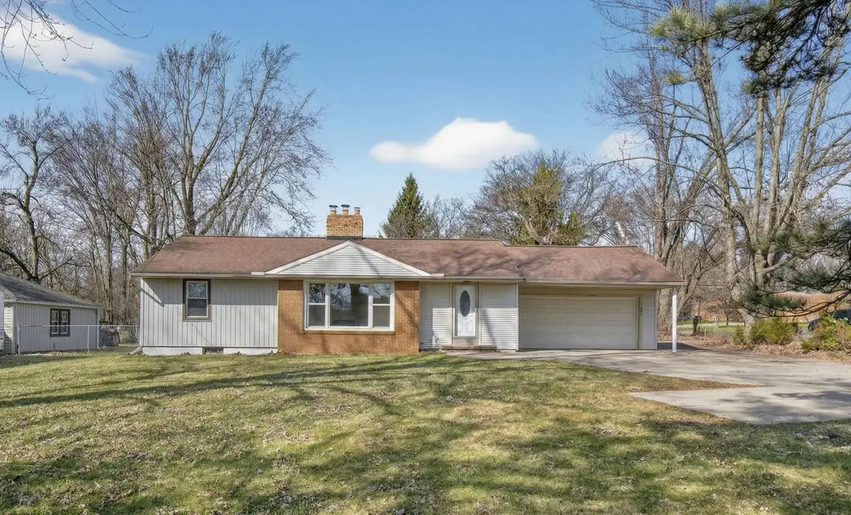 3304 Spring Arbor Road, Jackson, MI 49203 - #1