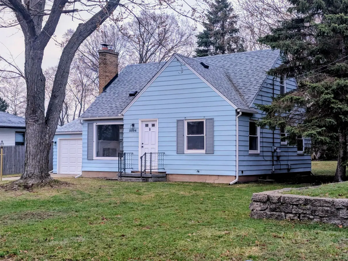 3504 Poinsettia Avenue Se, Grand Rapids, MI 49508 - #1