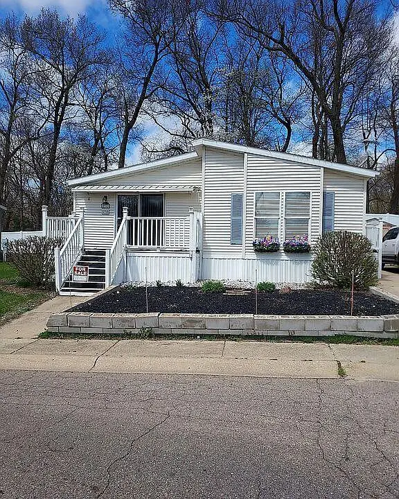 8962 Woodland Avenue #238, Kalamazoo, MI 49009