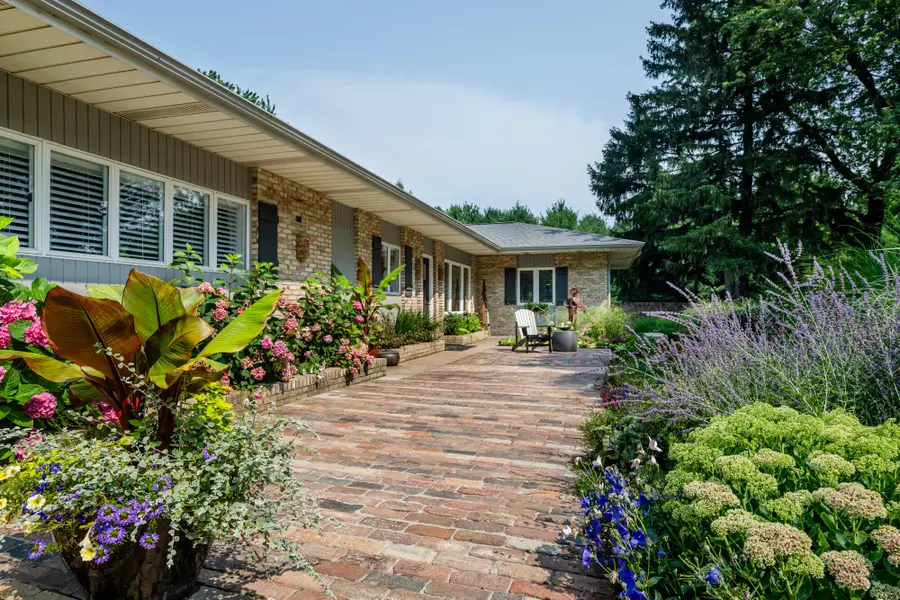 2585 Lake Bluff Terrace, Saint Joseph, MI 49085 - #2