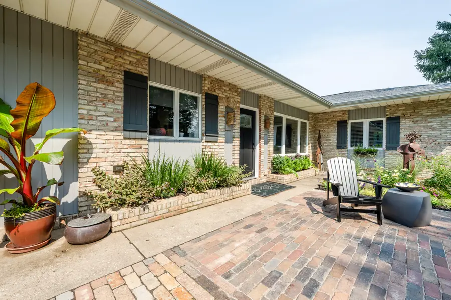 2585 Lake Bluff Terrace, Saint Joseph, MI 49085 - #3