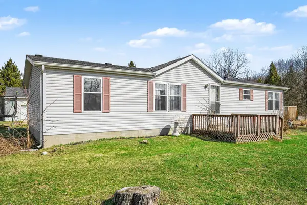 21502 26 Mile Road, Olivet, MI 49076