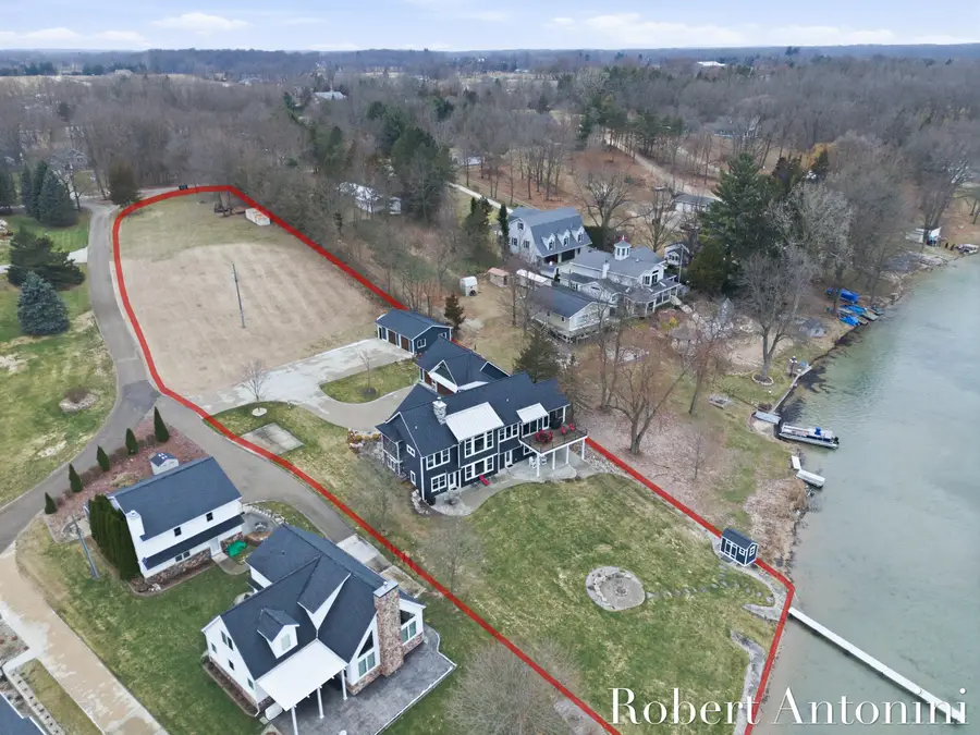 162 Lakeview Drive, Wayland, MI 49348 - #3