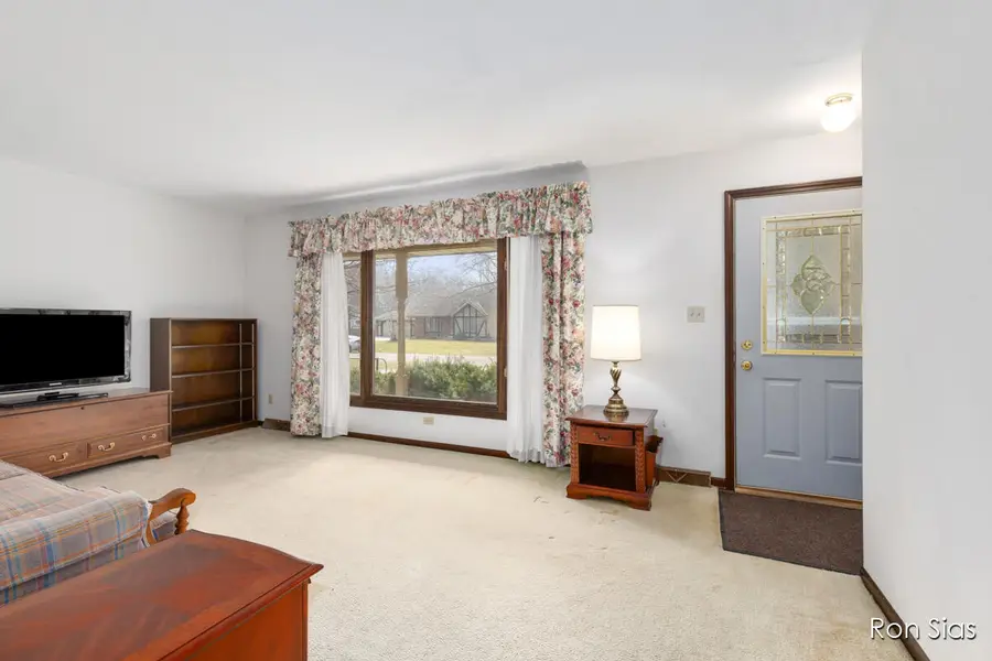 17075 Lakeview Road, Holland, MI 49424 - #3