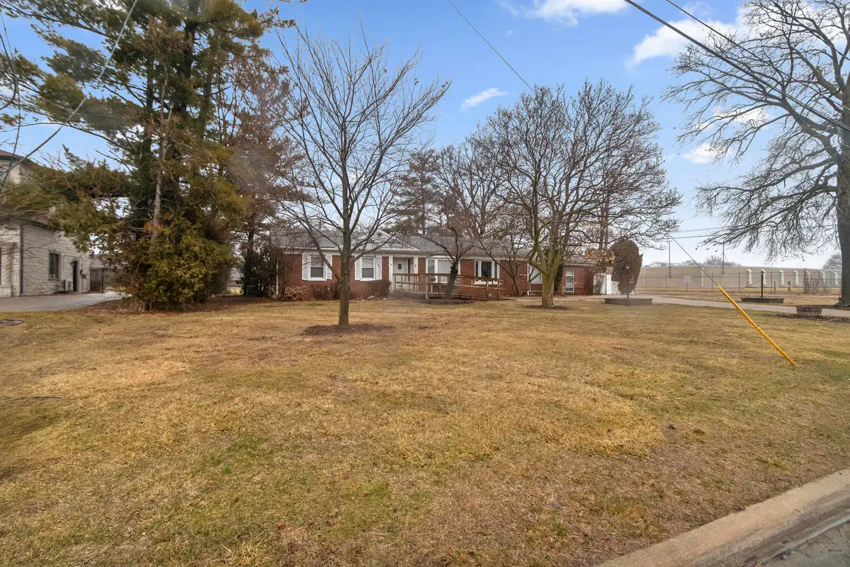 26204 Doxtator Street, Dearborn Heights, MI 48127 - #1