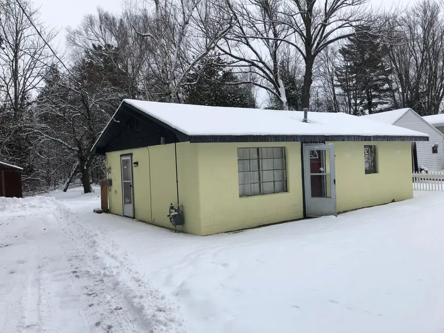 4811 S 33 1/2 Road, Cadillac, MI 49601 - #2