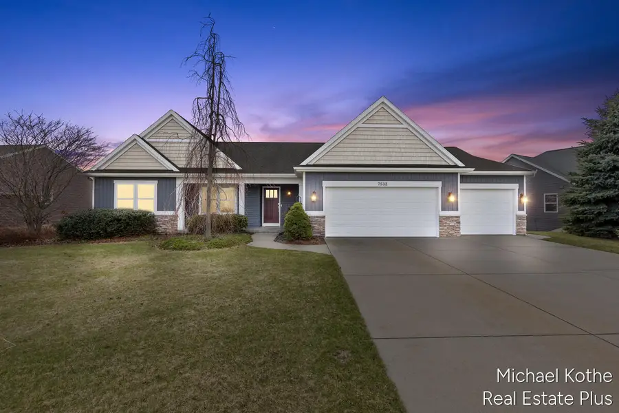 7532 Waterline Drive, Allendale, MI 49401 - #2