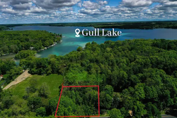 11825 E D Avenue, Richland, MI 49083