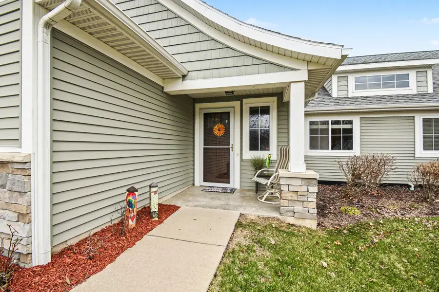 3379 Stormy Creek Drive Se, Grand Rapids, MI 49512 - #2