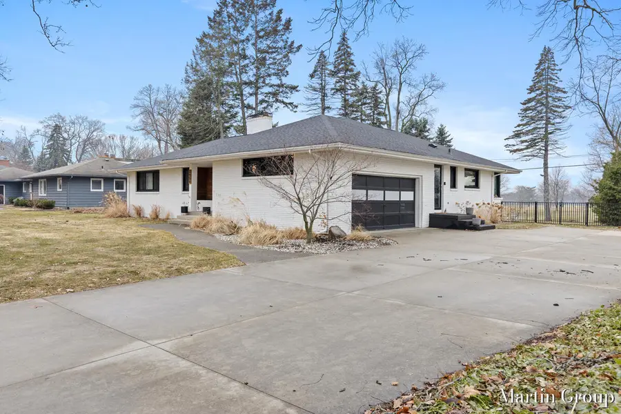 1959 Meadowfield Drive Ne, Grand Rapids, MI 49505 - #3