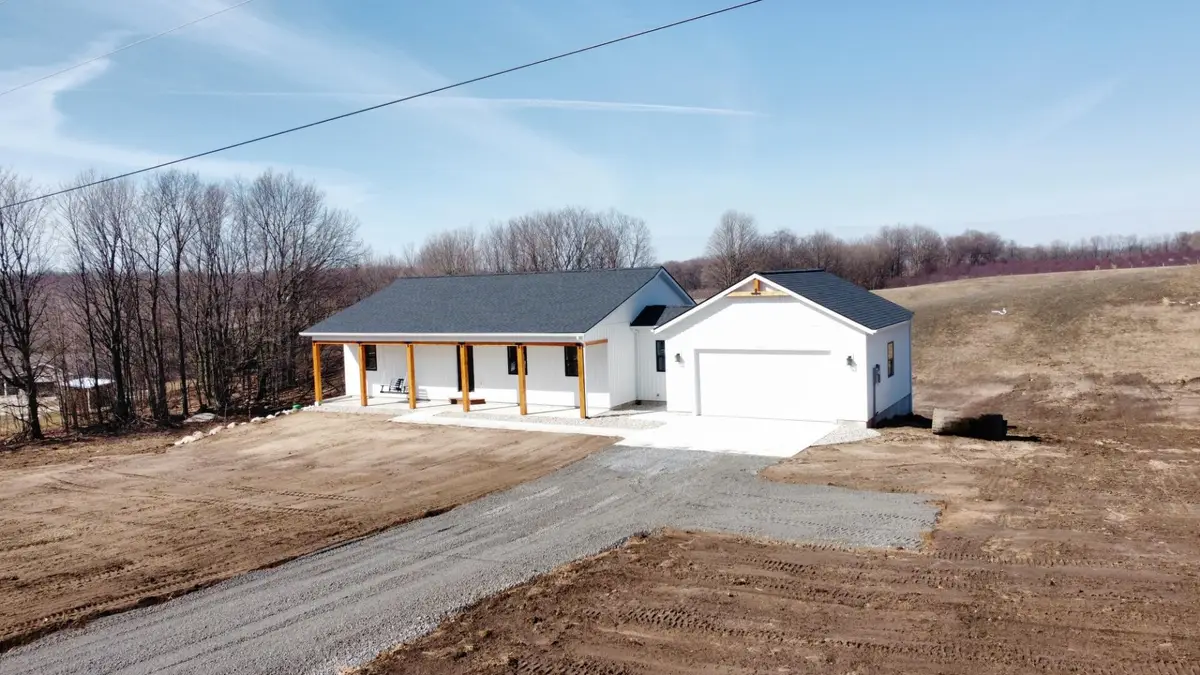 586 W Buchanan Road, Shelby, MI 49455 - #1