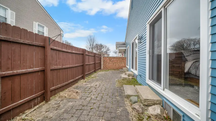 23659 Stonehenge Boulevard, Novi, MI 48375 - #3