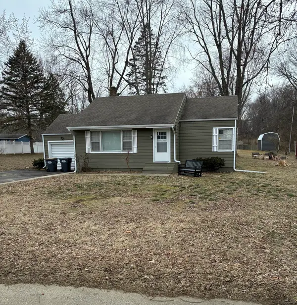5610 Ridge Road, Stevensville, MI 49127