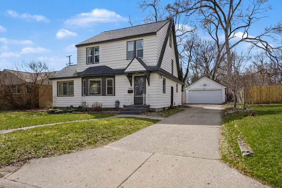 2443 Cherrywood Court Sw, Wyoming, MI 49519 - #3