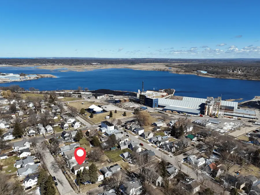 519 Davis Street, Manistee, MI 49660 - #2