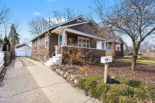 540 Woodridge Street Ne, Grand Rapids, MI 49505