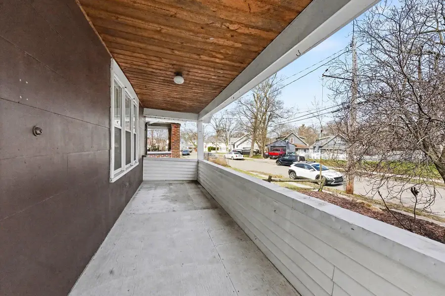 540 Woodridge Street Ne, Grand Rapids, MI 49505 - #3