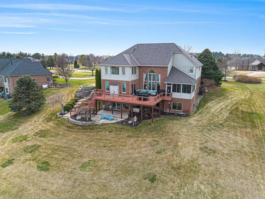 9187 Mirage Lake Drive, Milan, MI 48160 - #2