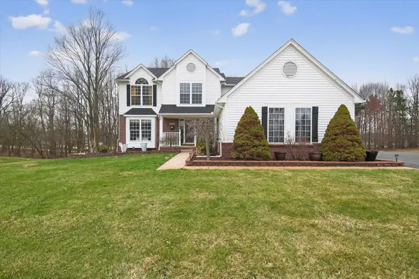 7233 N Lake Orchard Drive, Gregory, MI 48137