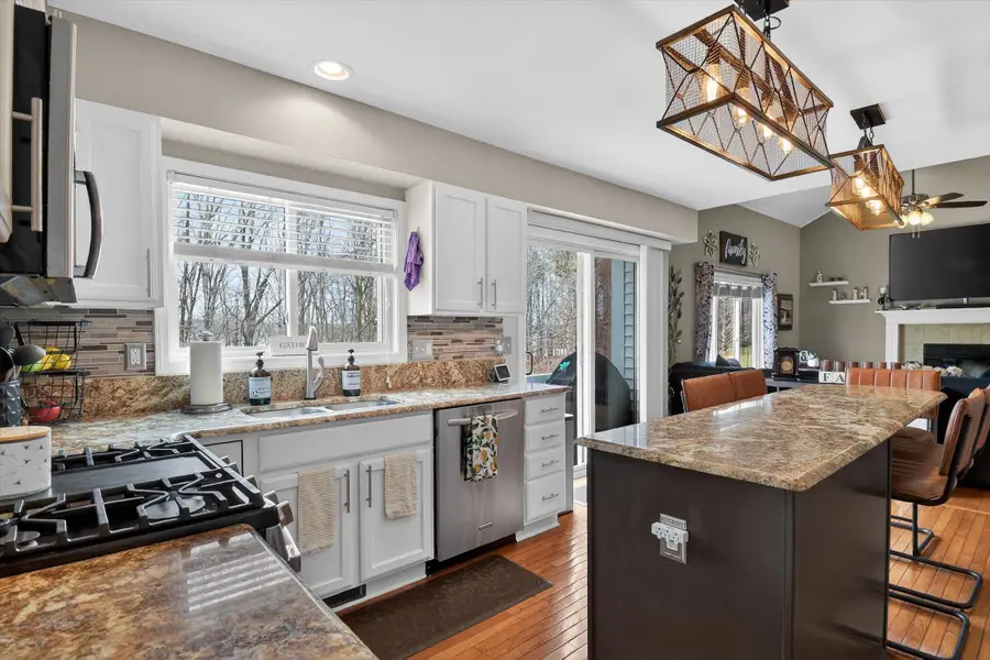 7233 N Lake Orchard Drive, Gregory, MI 48137 - #3