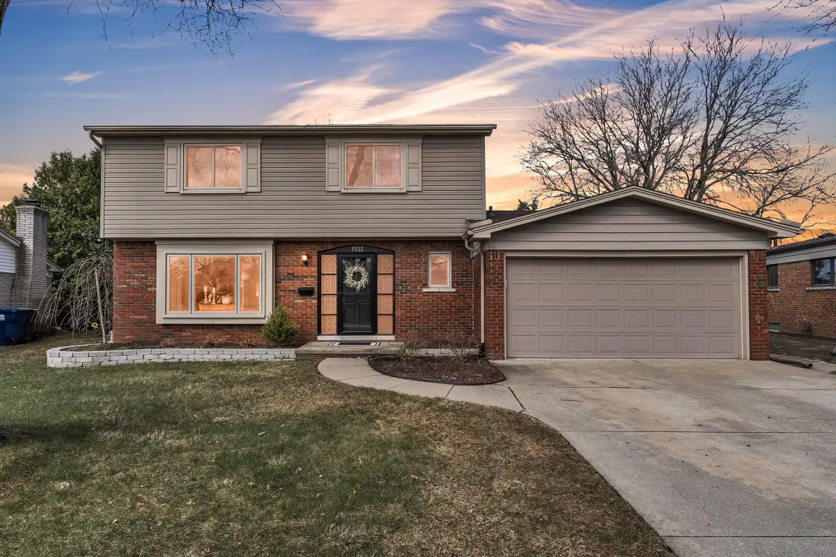 7533 Hillsboro Drive, Canton, MI 48187 - #1