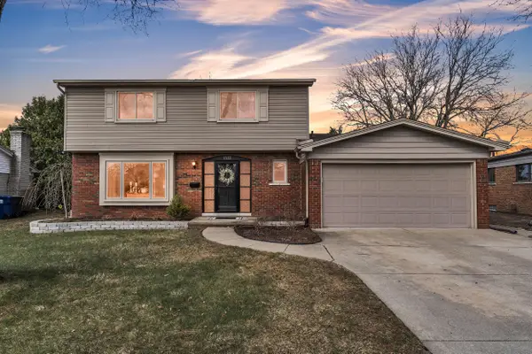 7533 Hillsboro Drive, Canton, MI 48187