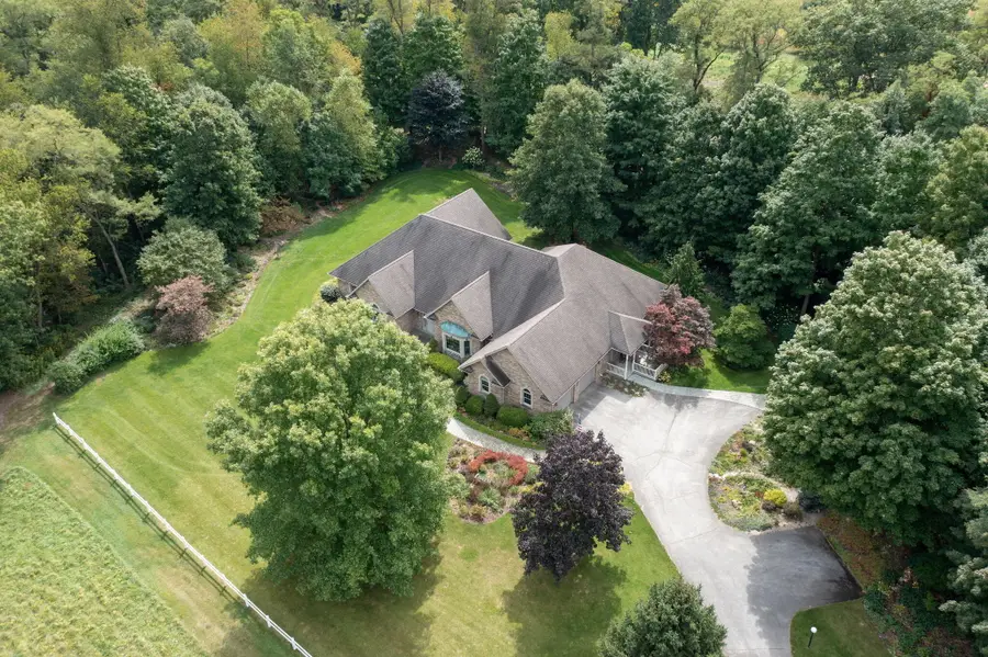 2065 W River Road, Niles, MI 49120 - #3