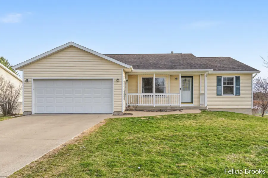 614 E Charles Street, Hastings, MI 49058 - #2