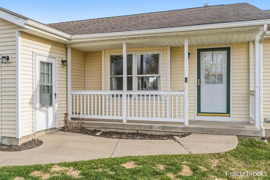 614 E Charles Street, Hastings, MI 49058 - #3