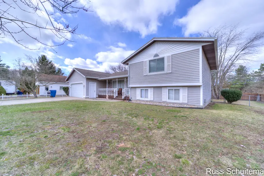 3759 W Fuller Drive, Muskegon, MI 49444 - #3