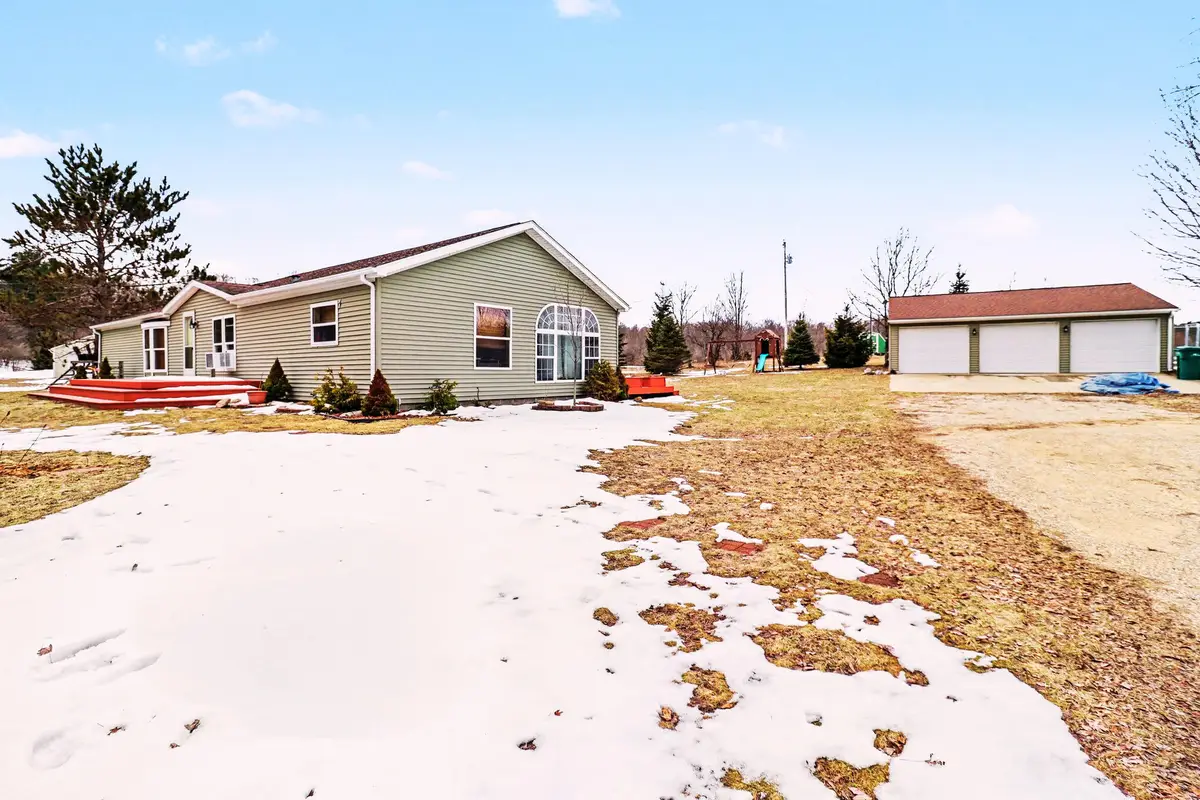 4395 N Raymond Road, Luther, MI 49656 - #1