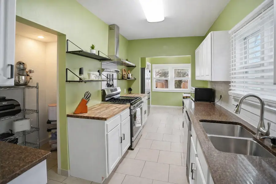 1743 Paris Avenue Se, Grand Rapids, MI 49507 - #2