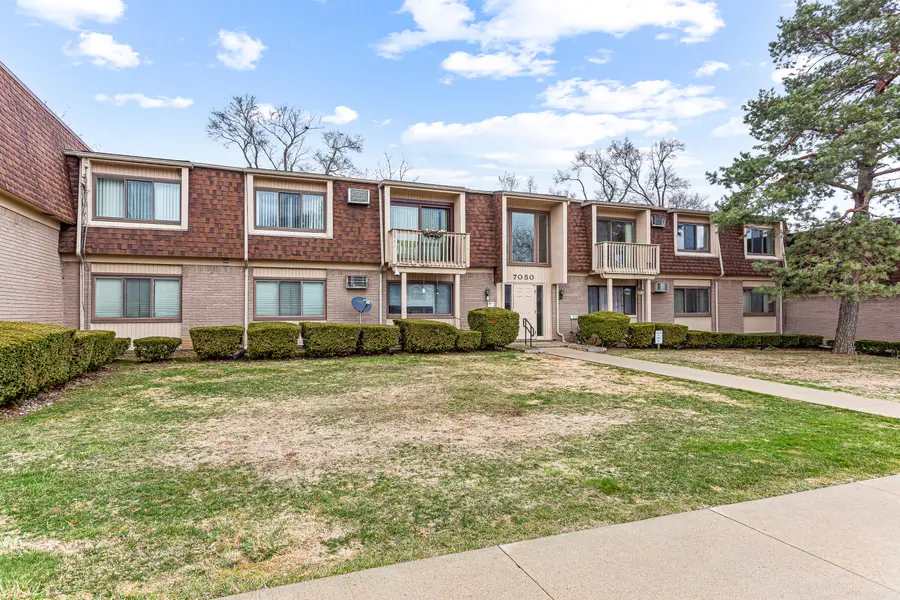 7050 Villa Drive #5, Waterford, MI 48327 - #2