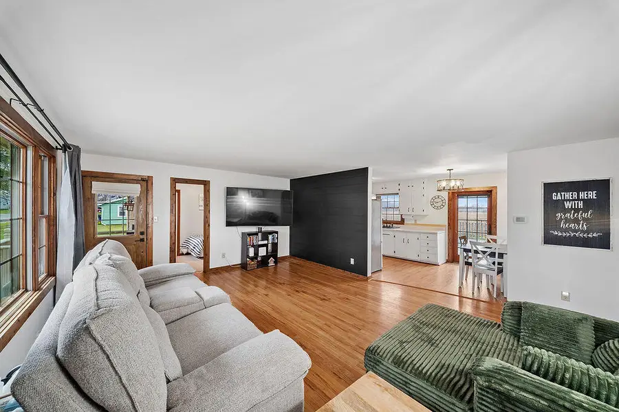 404 Sherwood Avenue, Three Oaks, MI 49128 - #2