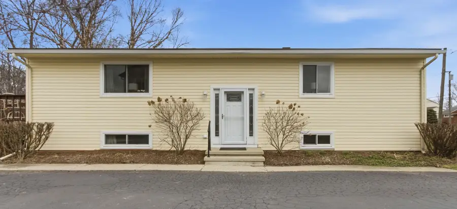 871 Vanderpool Drive, Troy, MI 48083 - #2