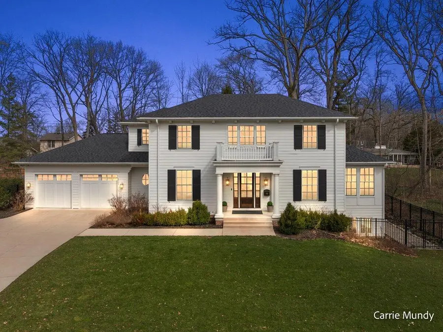 2725 Beechwood Drive Se, Grand Rapids, MI 49506 - #2