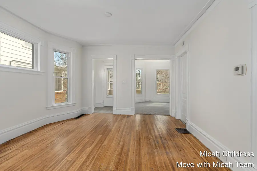 1045 Jackson Street Nw, Grand Rapids, MI 49504 - #3