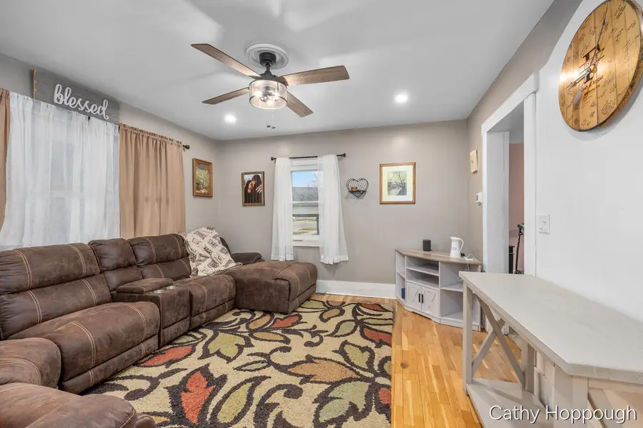 824 5th Avenue, Lake Odessa, MI 48849 - #3