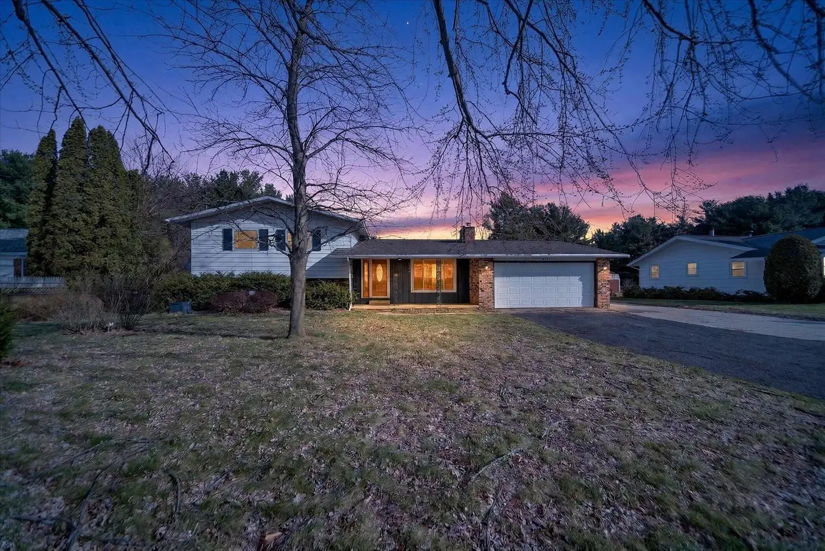 4546 E Berry Road, Pleasant Lake, MI 49272 - #1