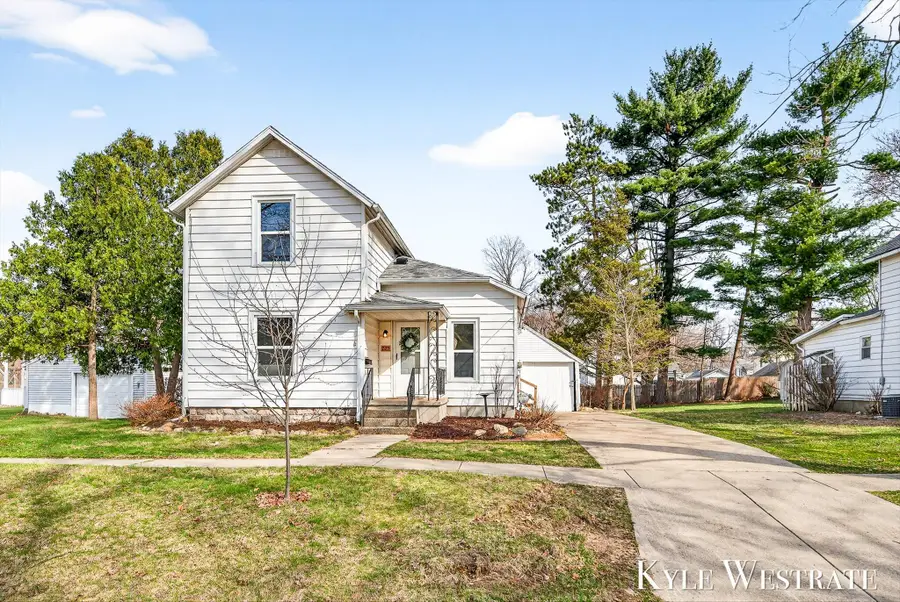 225 W Marshall Street, Hastings, MI 49058 - #2