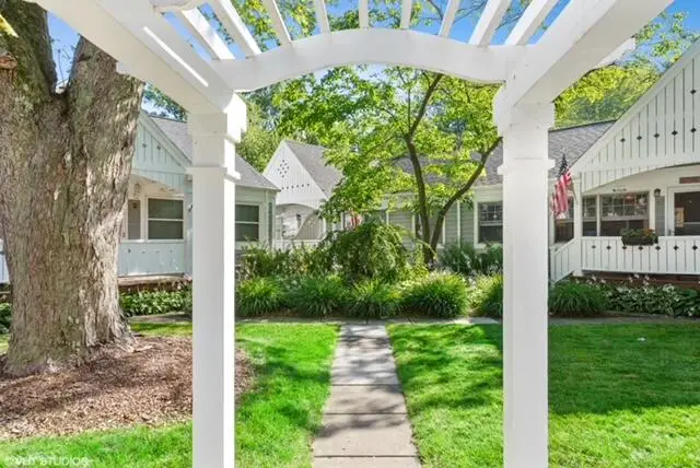 15577 Victor Road #5, Union Pier, MI 49129 - #2