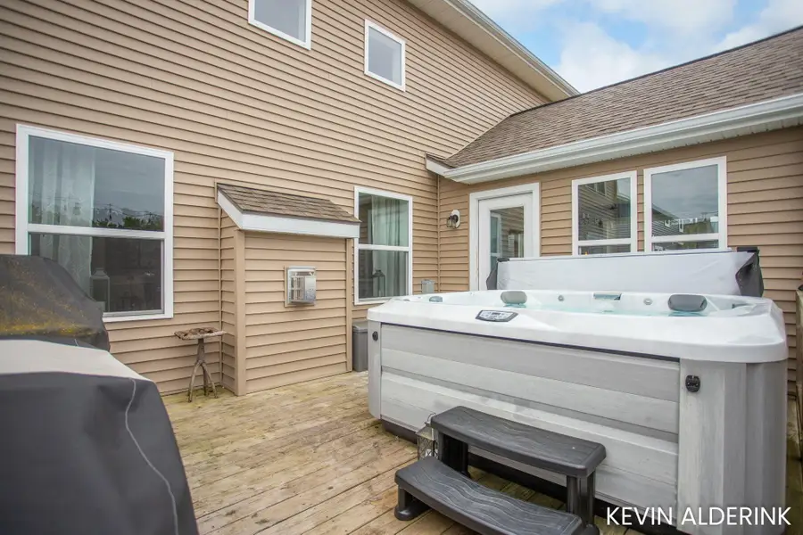 13783 Harrington Landing, Holland, MI 49424 - #2