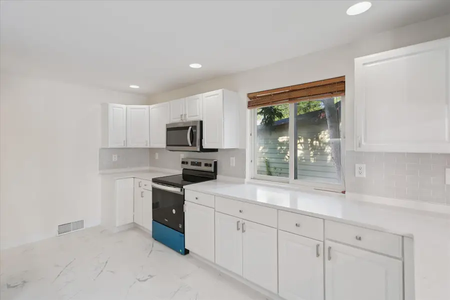 1 Woodrow Court, Battle Creek, MI 49015 - #3