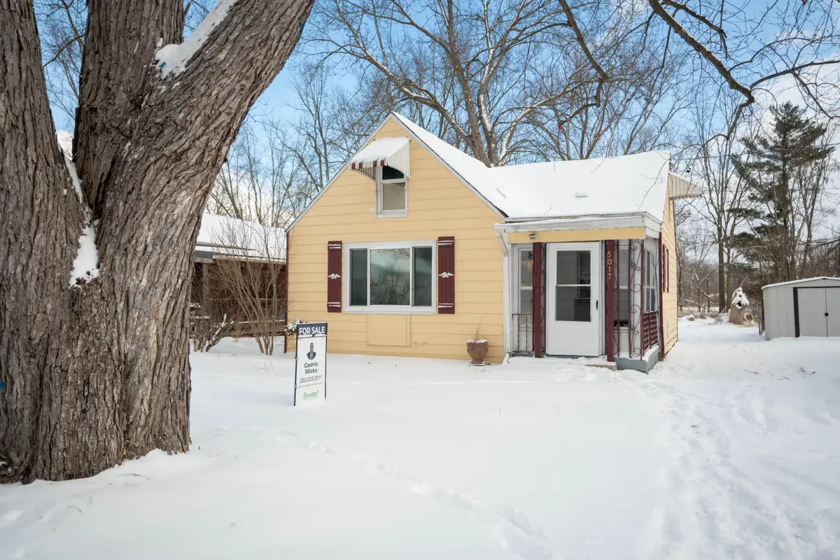 5017 Christiansen Road, Lansing, MI 48910 - #1
