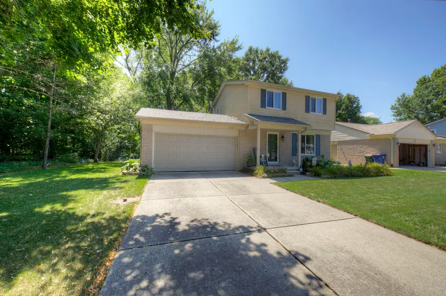 39615 Kirkland Drive, Canton, MI 48188 - #3