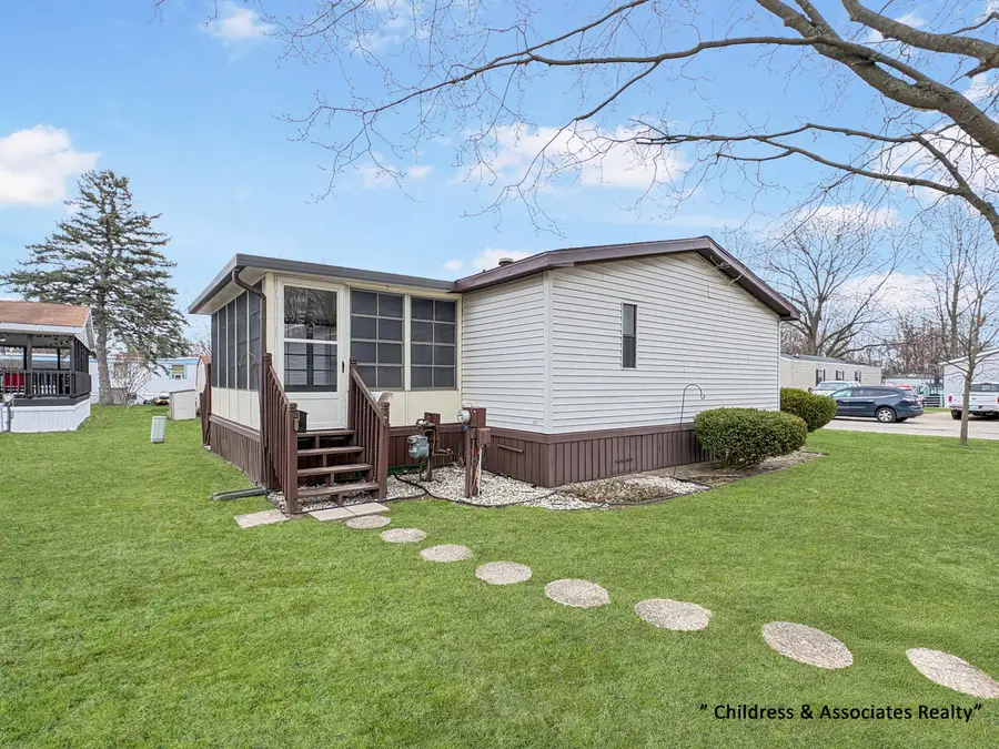 435 S Amber Drive Se, Grand Rapids, MI 49548 - #3